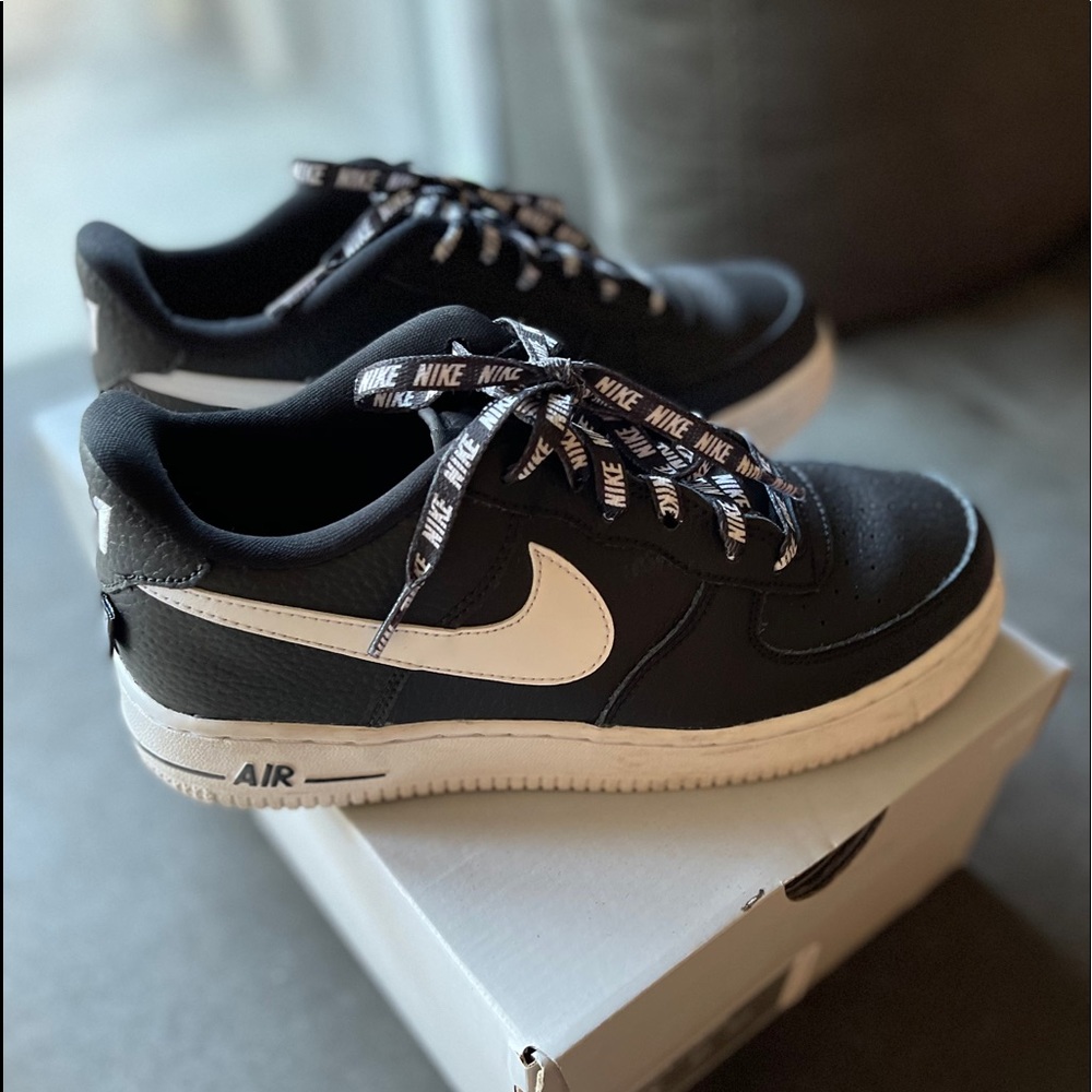 AIR FORCE 1 SHOES